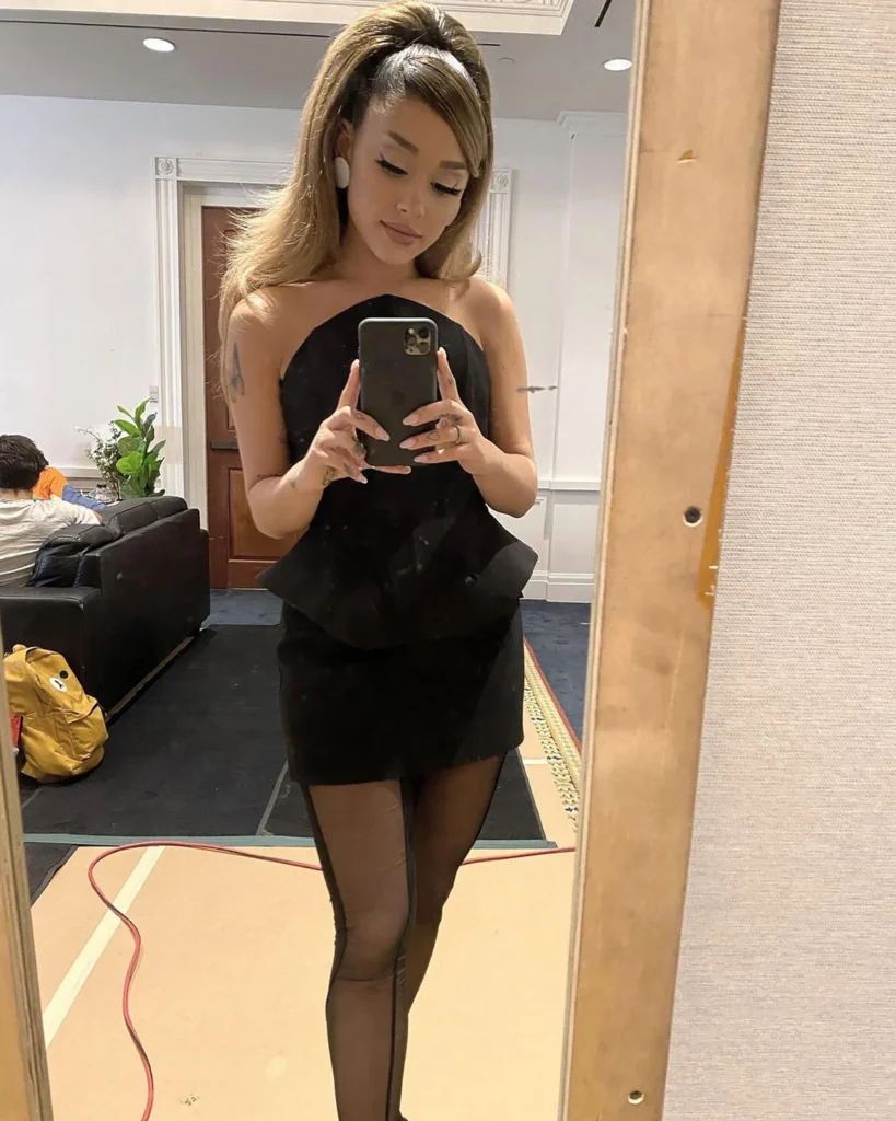 Ariana Grande Asks Fans What Their Favorite Look From The Positions Video Was Slide 4