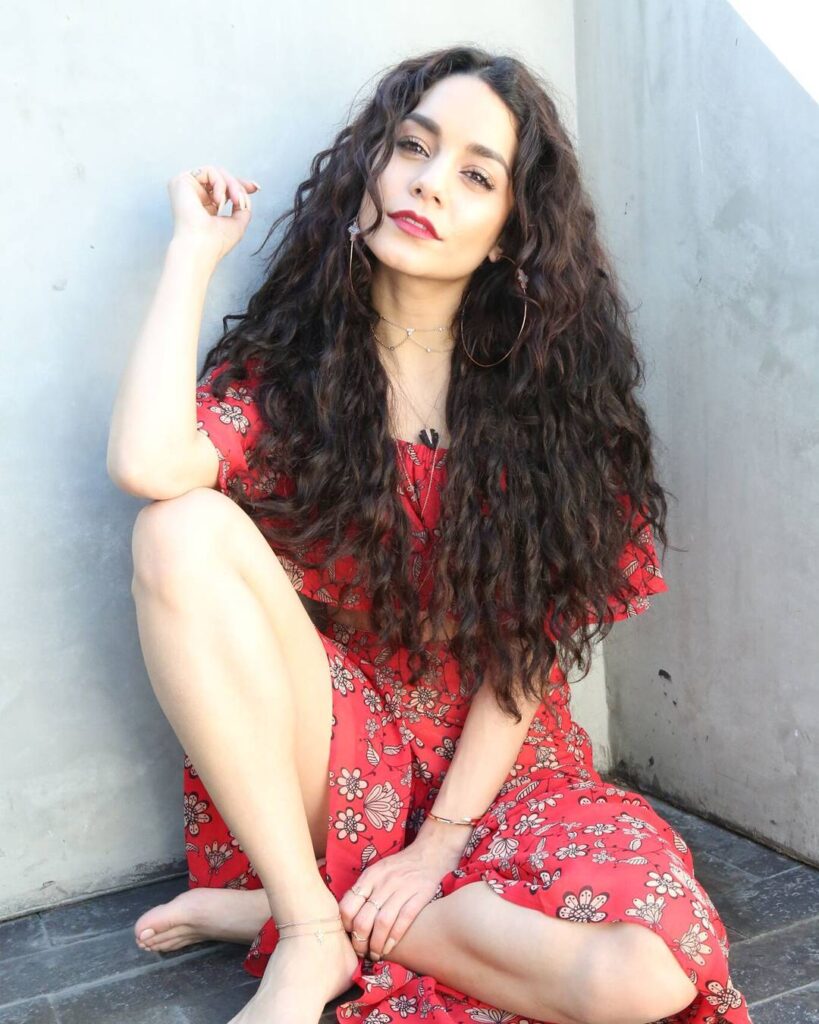 vanessahudgens 13437288 152411105169414 1477279262 n