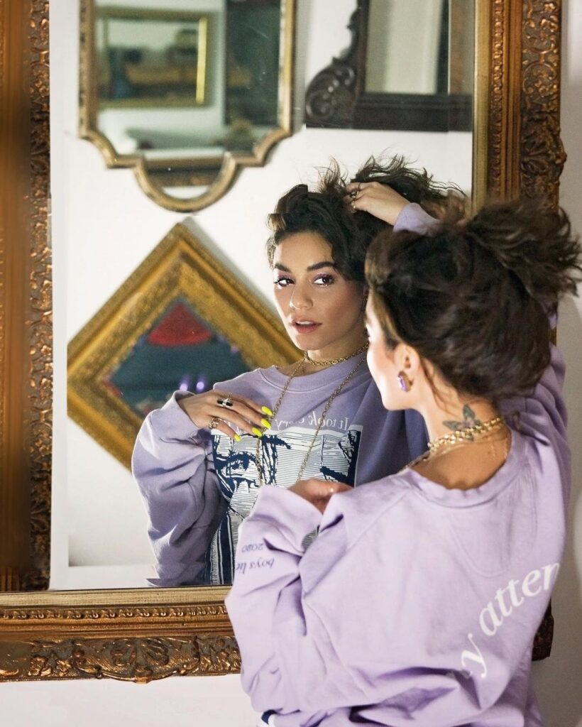vanessahudgens 89050354 2668670723230559 6264473565619202574 n