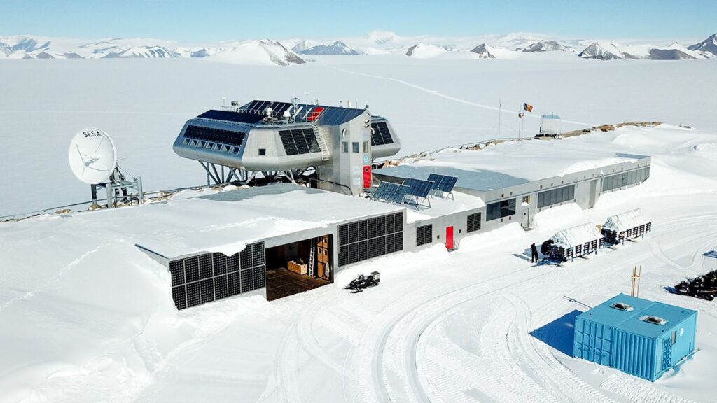230206133528 antarctic base tz2