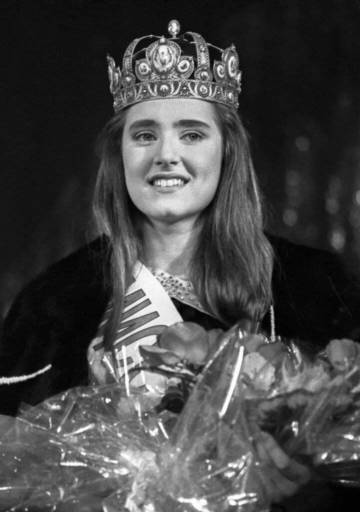 Miss Russia 1993 Anna Baichik