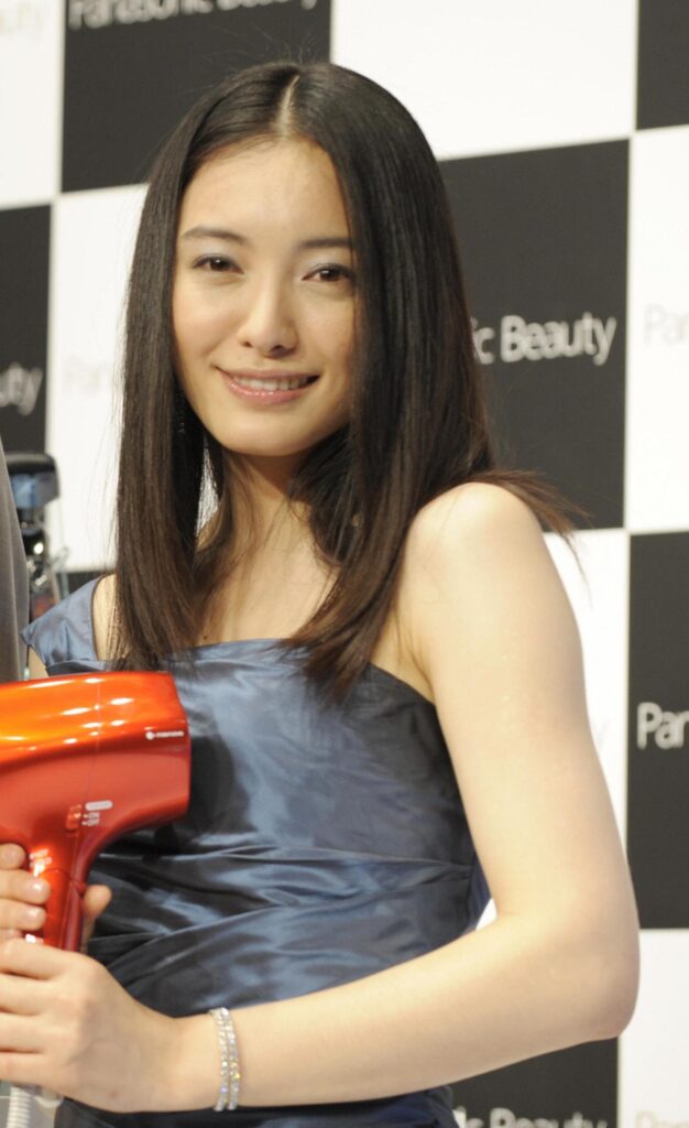 yukienakama 4