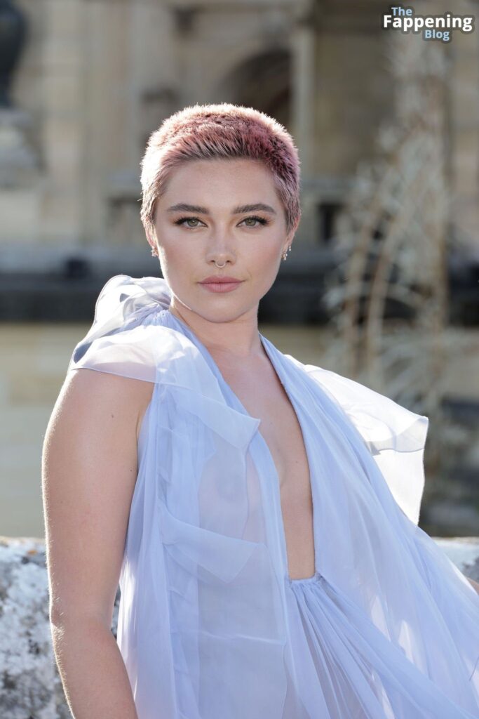 florence pugh braless sheer dress nipples 1 thefappeningblog.com