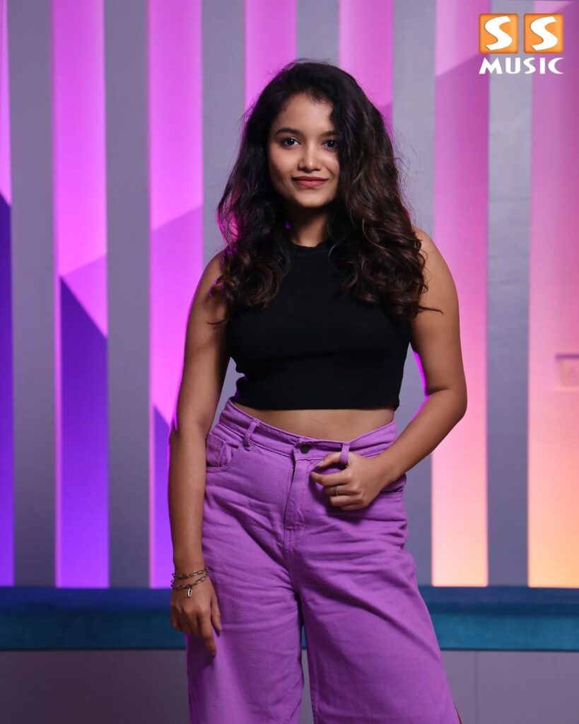 Sanjana Tiwari hot